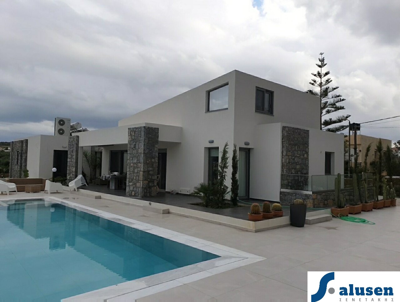 alusen 8 Litsa Chalkiadaki